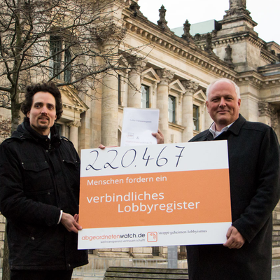 Petitionsübergabe Lobbyregister an Ulrich Kelber SPD am 30.1.2018 in Berlin
